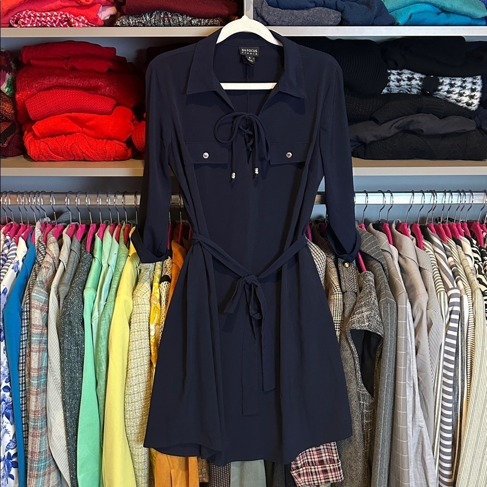 En Focus Studio navy 3/4 roll tab sleeve front lace up belted dress size 4